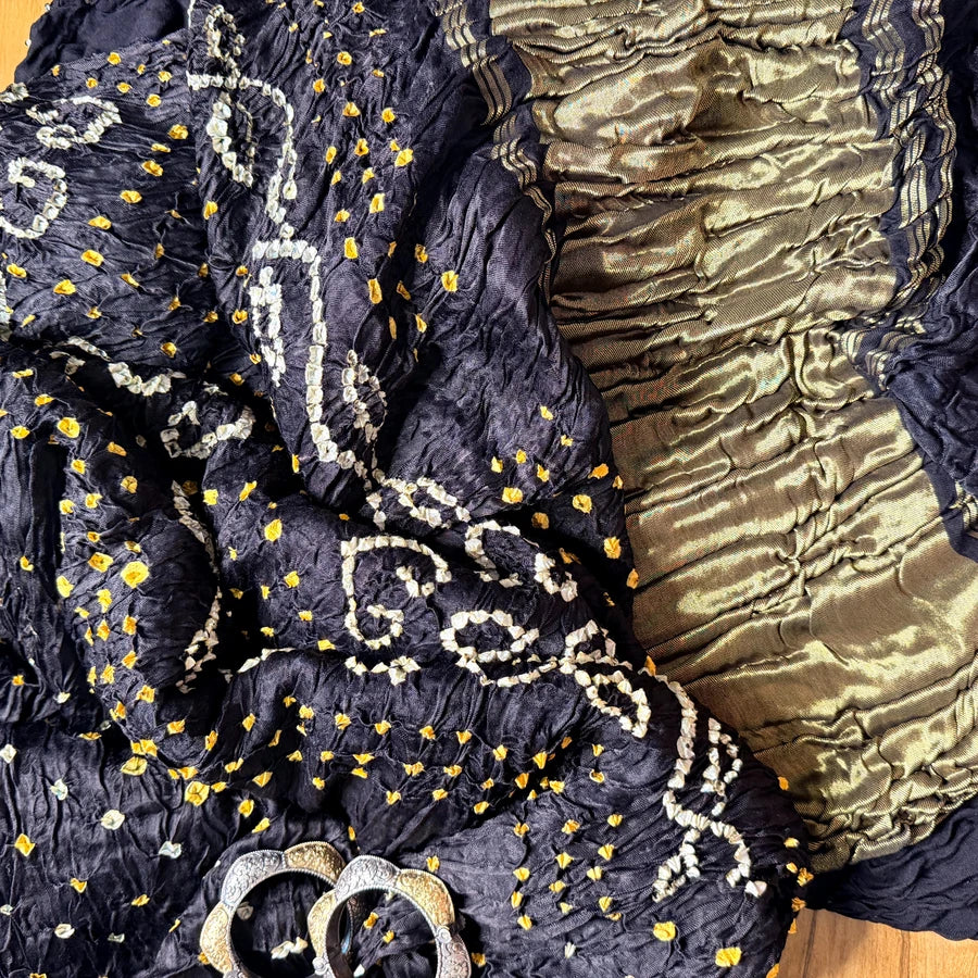 Black Hand Bandhini with Tissue Pallu