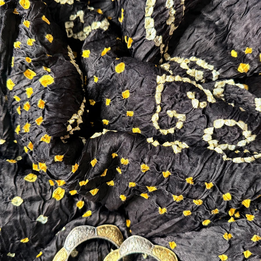 Black Hand Bandhini with Tissue Pallu