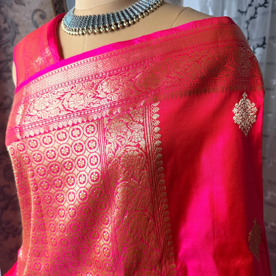 Pure Handwoven Katan Silk Banarasi Kadhwa Saree – Dual Tone Pink with Gold Zari