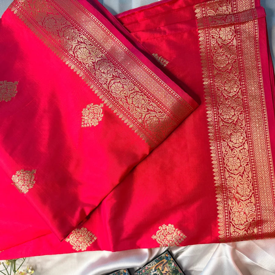 Pure Handwoven Katan Silk Banarasi Kadhwa Saree – Dual Tone Pink with Gold Zari