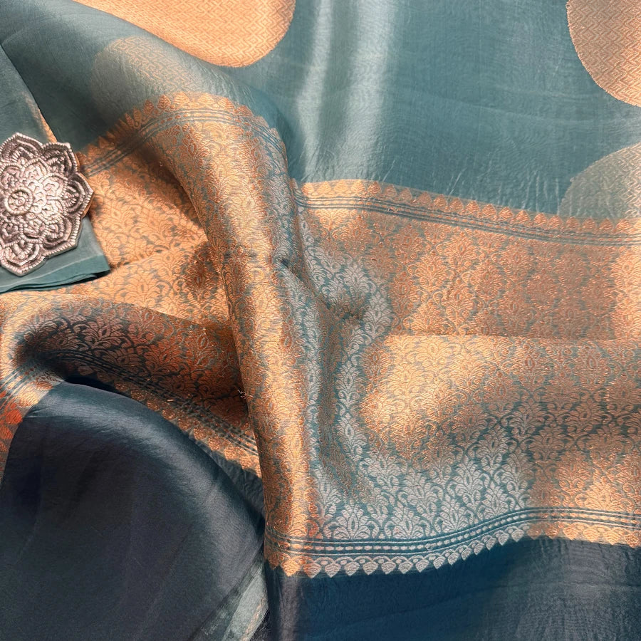 Pure Kora Silk Banarasi Kadhwa Handloom Saree – Emerald Green